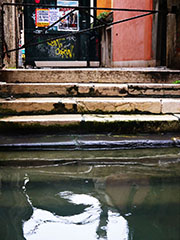 Image gallery image